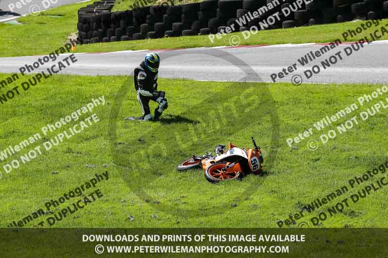 cadwell no limits trackday;cadwell park;cadwell park photographs;cadwell trackday photographs;enduro digital images;event digital images;eventdigitalimages;no limits trackdays;peter wileman photography;racing digital images;trackday digital images;trackday photos